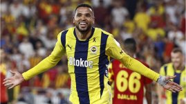 youssef-en-nesyri-fenerbahce-2024-2025-7-1724079557-145588.jpg